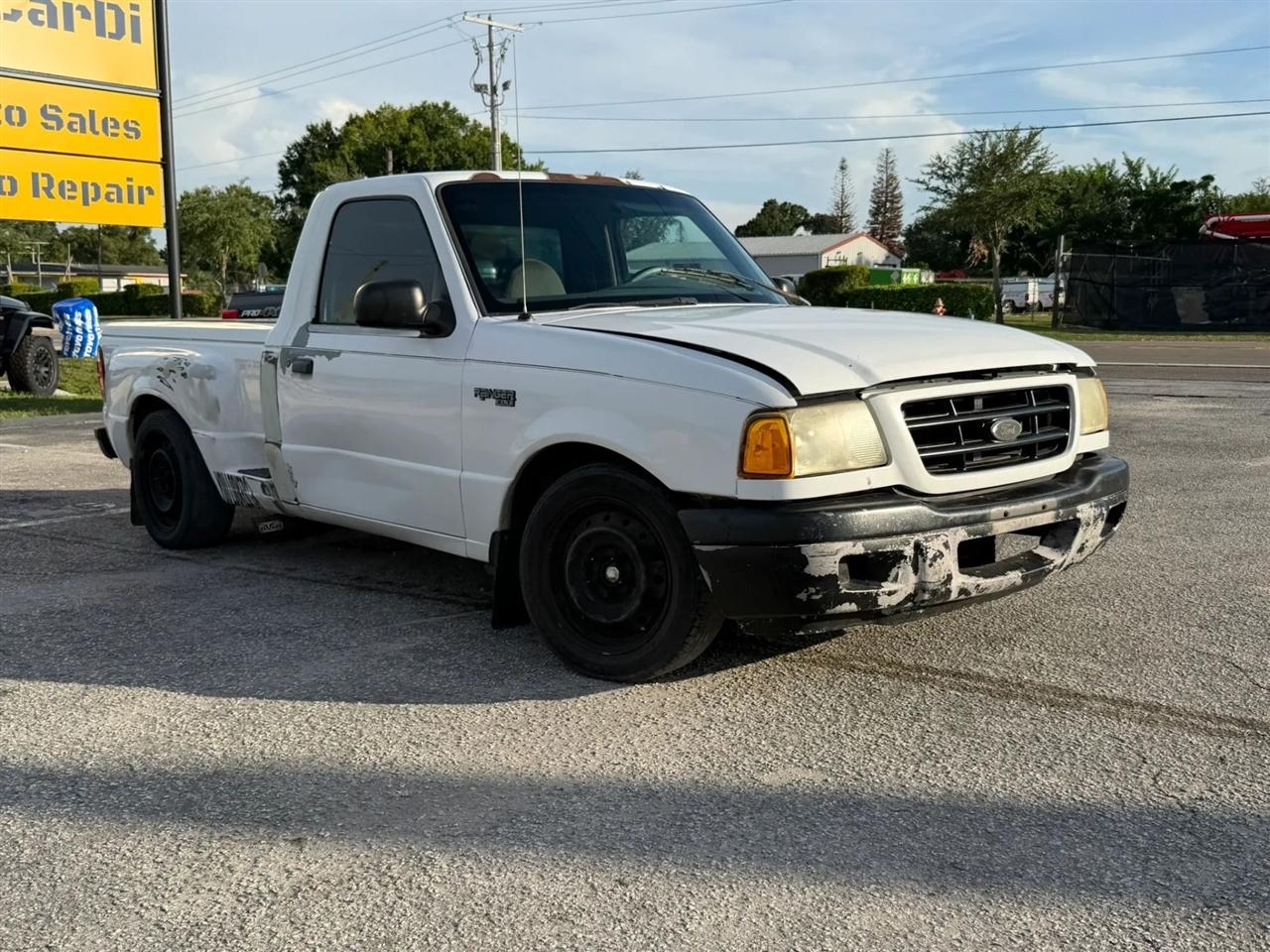 2000 Ford Ranger XL Short Bed 2WD