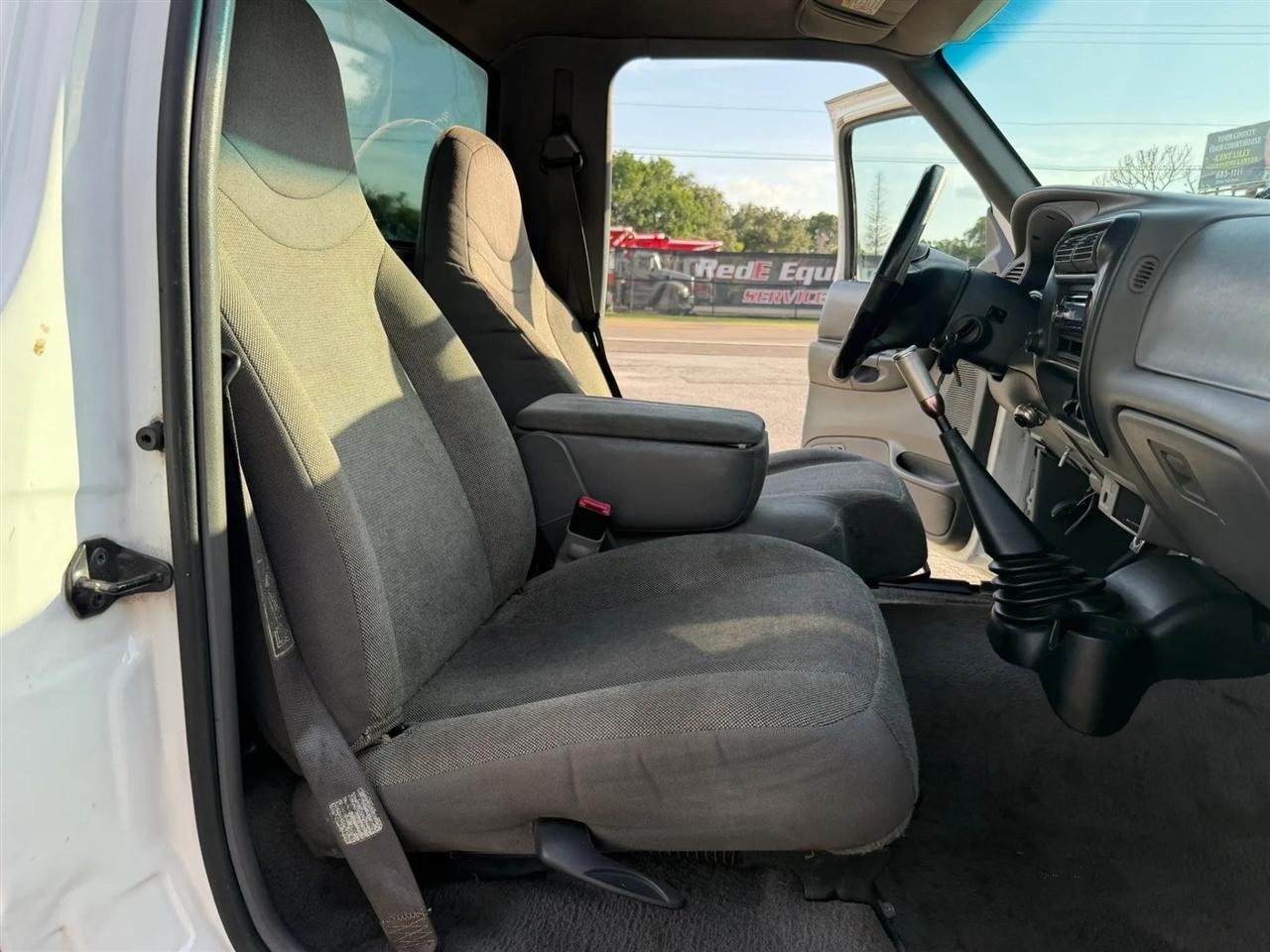 Ford Ranger XL Short Bed 2WD 2000