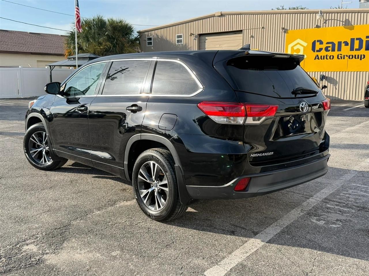 Toyota Highlander LE Plus AWD V6 2018