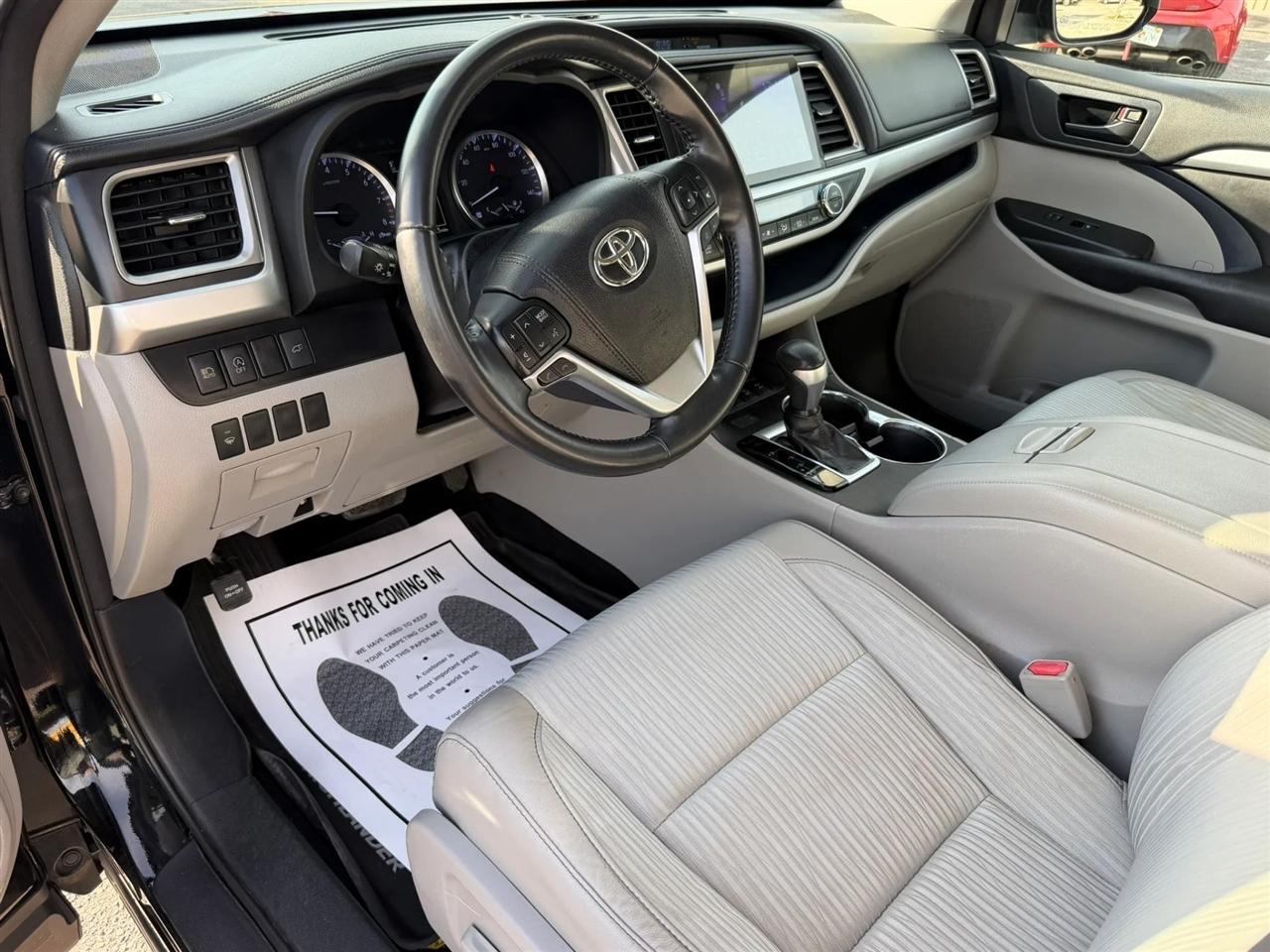 Toyota Highlander LE Plus AWD V6 2018