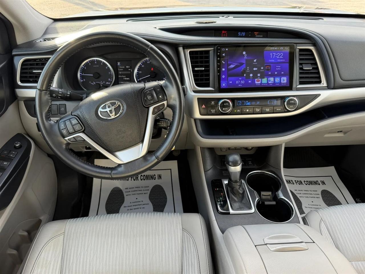 Toyota Highlander LE Plus AWD V6 2018