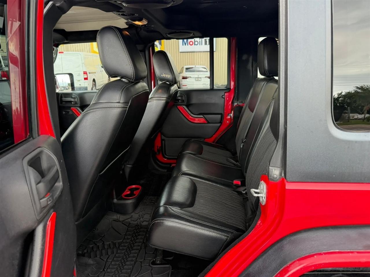 Jeep Wrangler Unlimited Sport 4WD 2014