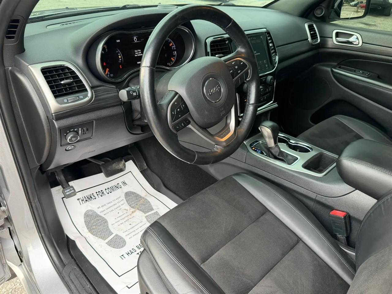 Jeep Grand Cherokee Laredo X 2WD 2021
