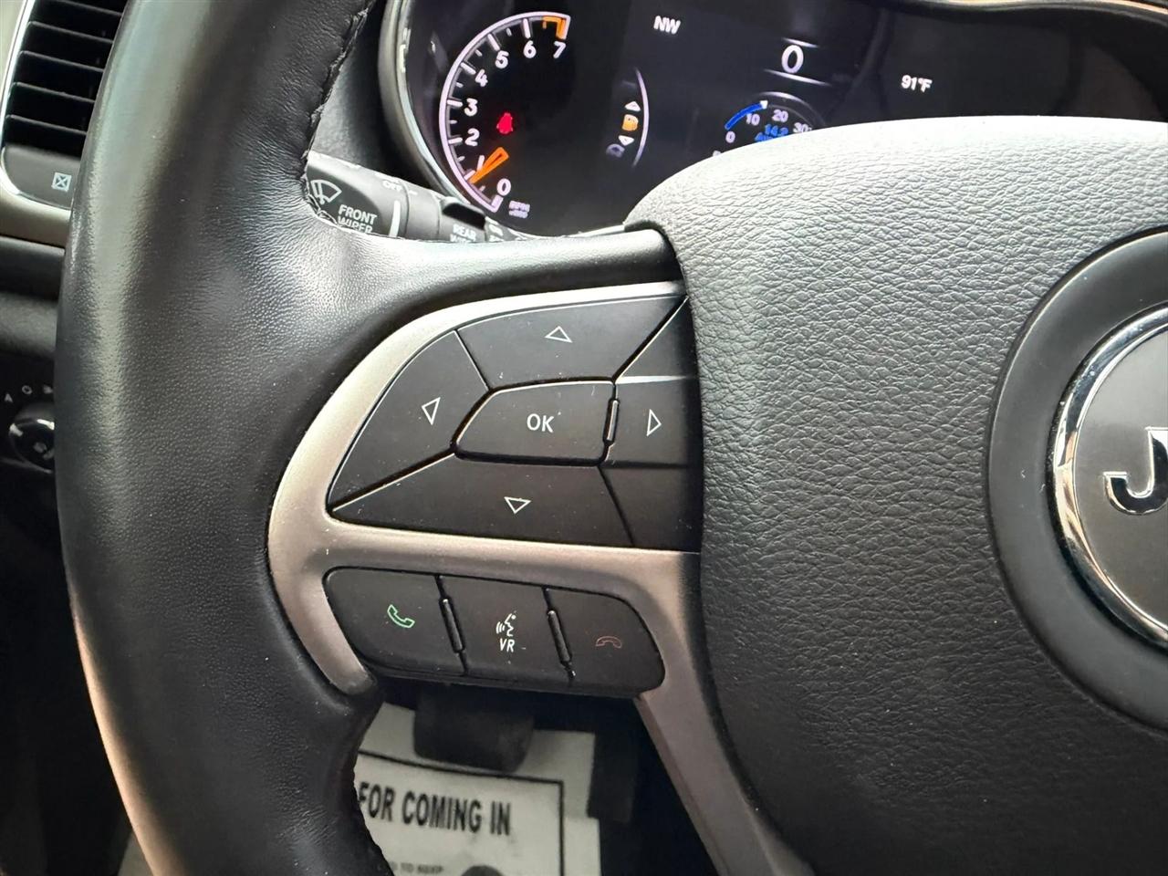 Jeep Grand Cherokee Laredo X 2WD 2021