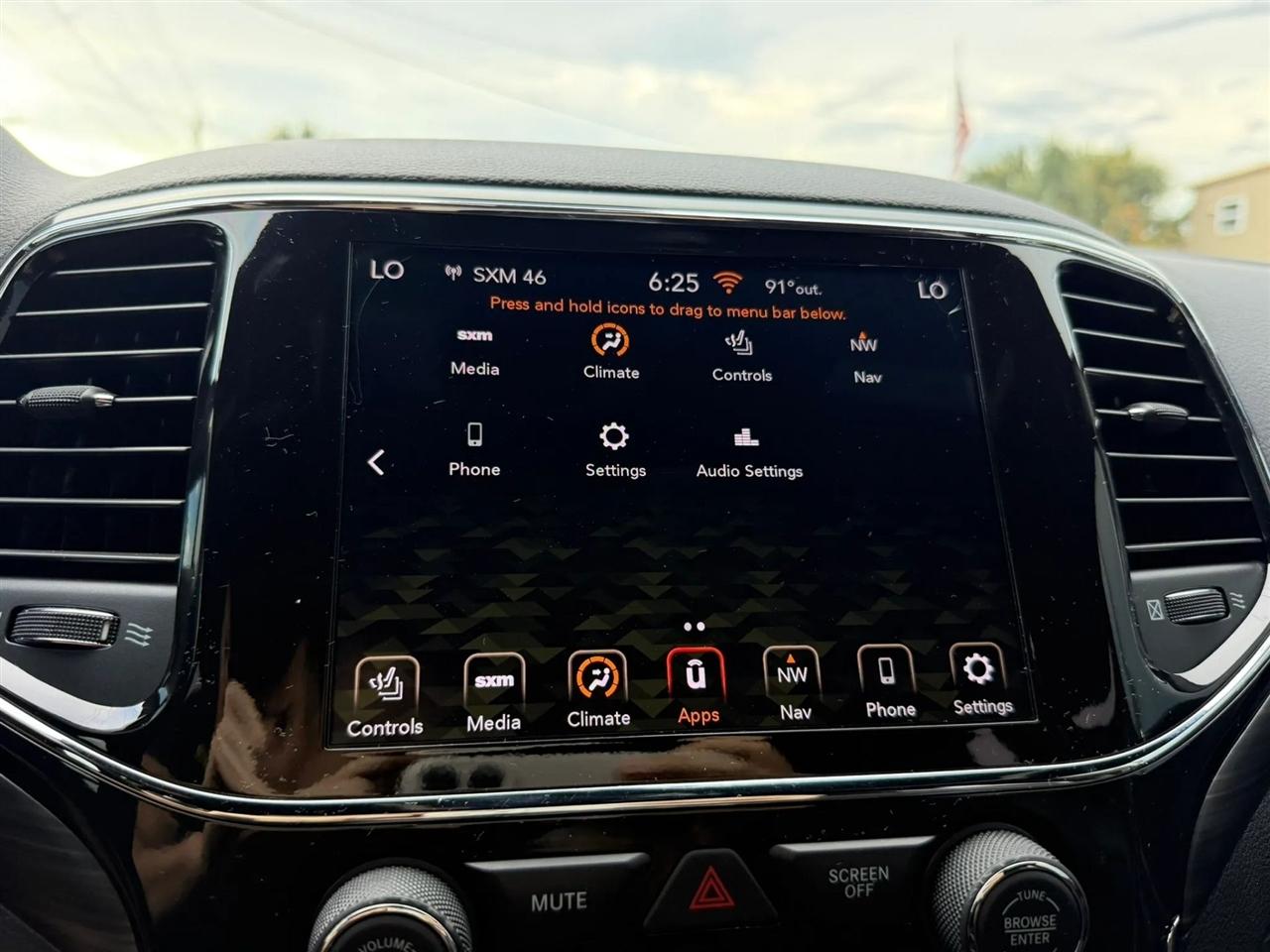 Jeep Grand Cherokee Laredo X 2WD 2021