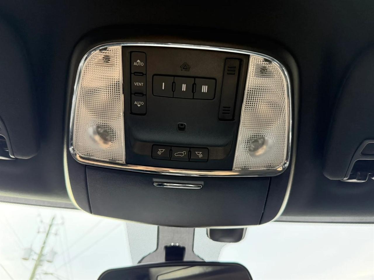 Jeep Grand Cherokee Laredo X 2WD 2021