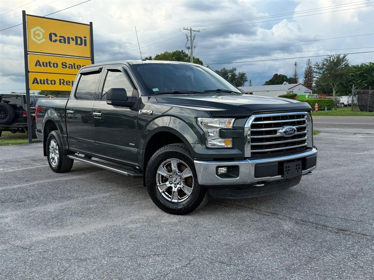 2015 Ford F-150 XLT SuperCrew 5.5-ft. Bed 4WD