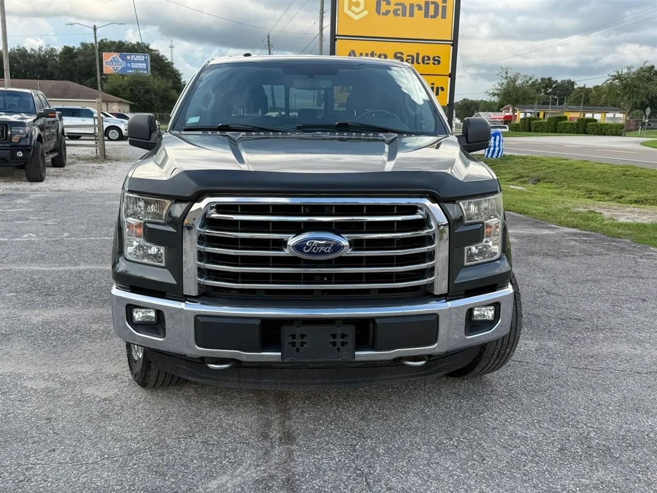 Ford F-150 XLT SuperCrew 5.5-ft. Bed 4WD 2015