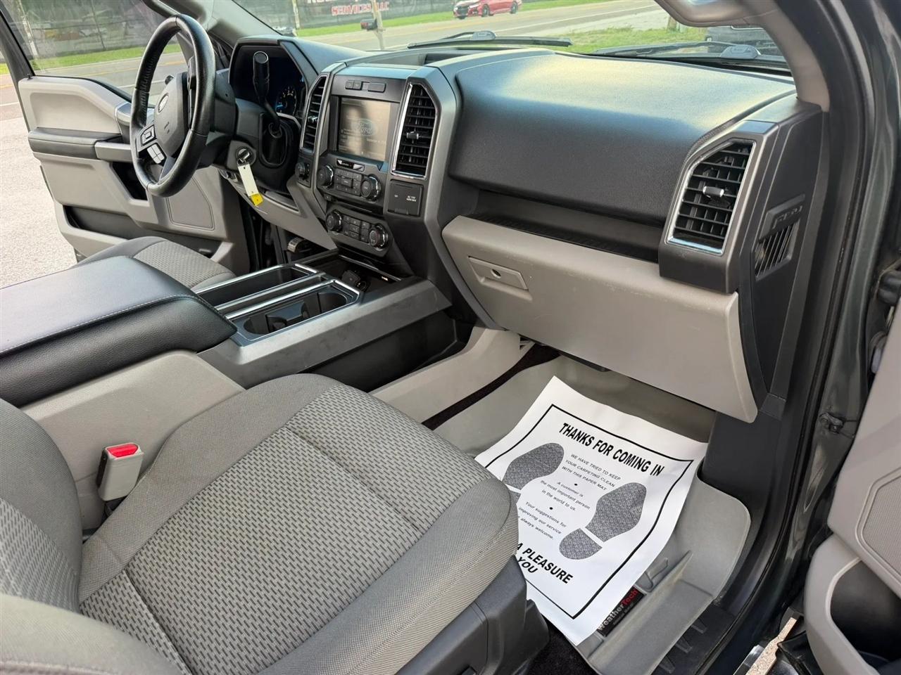 Ford F-150 XLT SuperCrew 5.5-ft. Bed 4WD 2015
