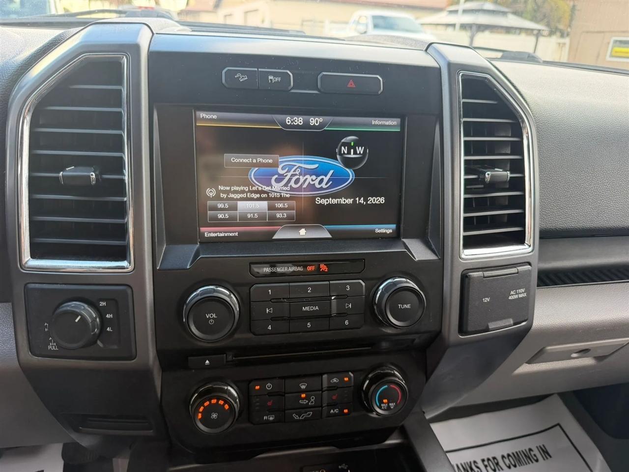 Ford F-150 XLT SuperCrew 5.5-ft. Bed 4WD 2015