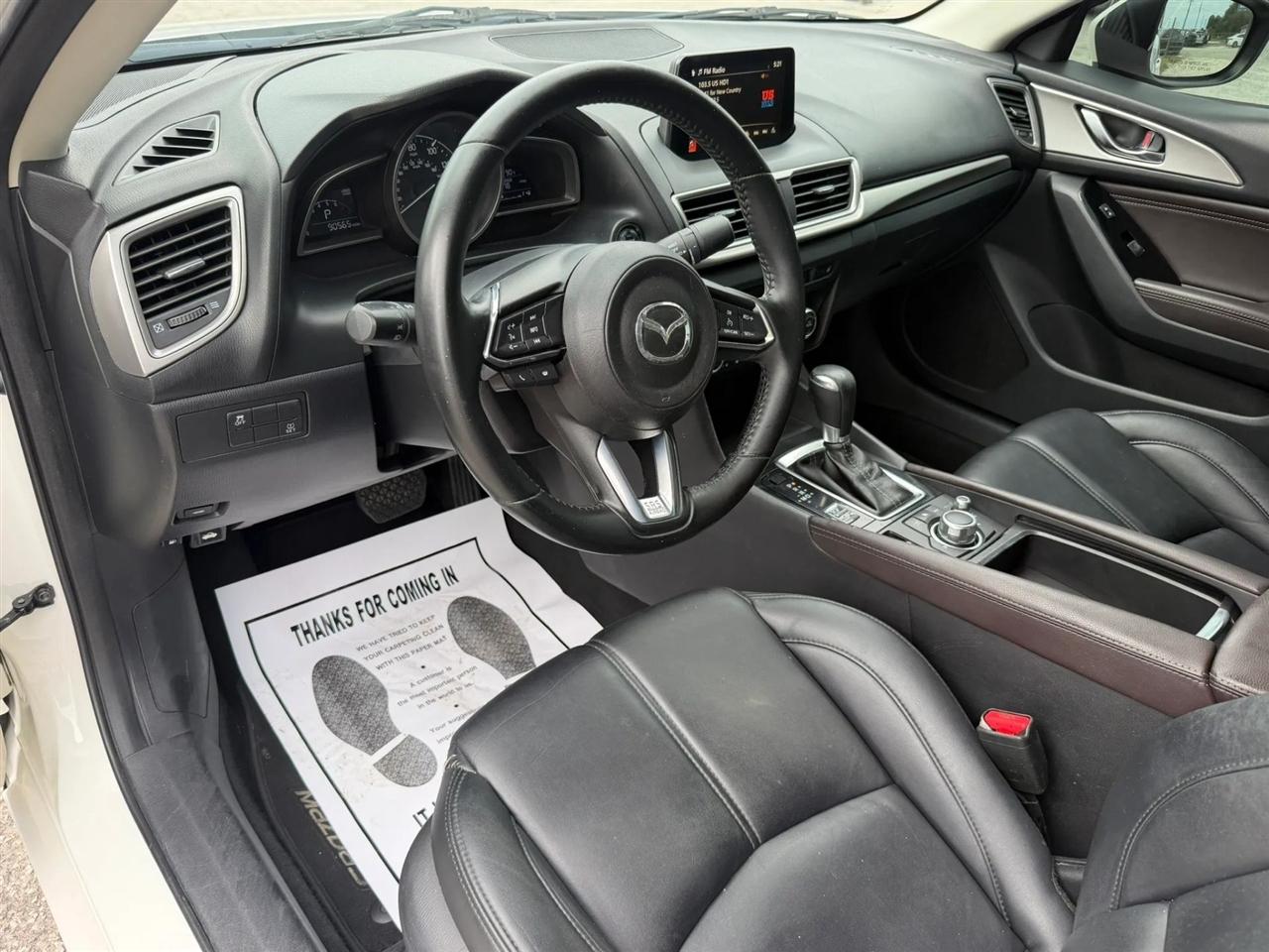 Mazda MAZDA3 s Touring AT 4-Door 2018
