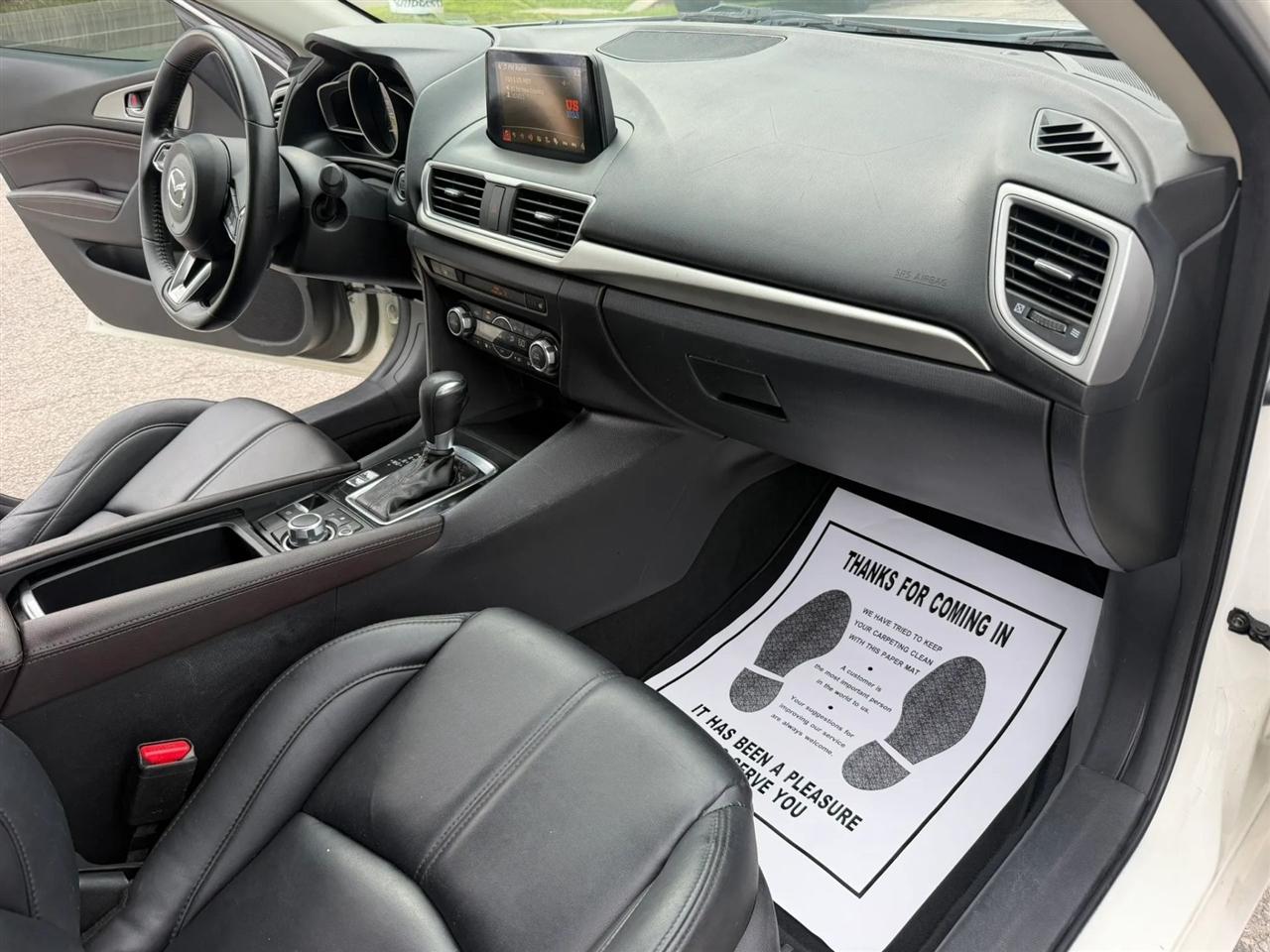 Mazda MAZDA3 s Touring AT 4-Door 2018