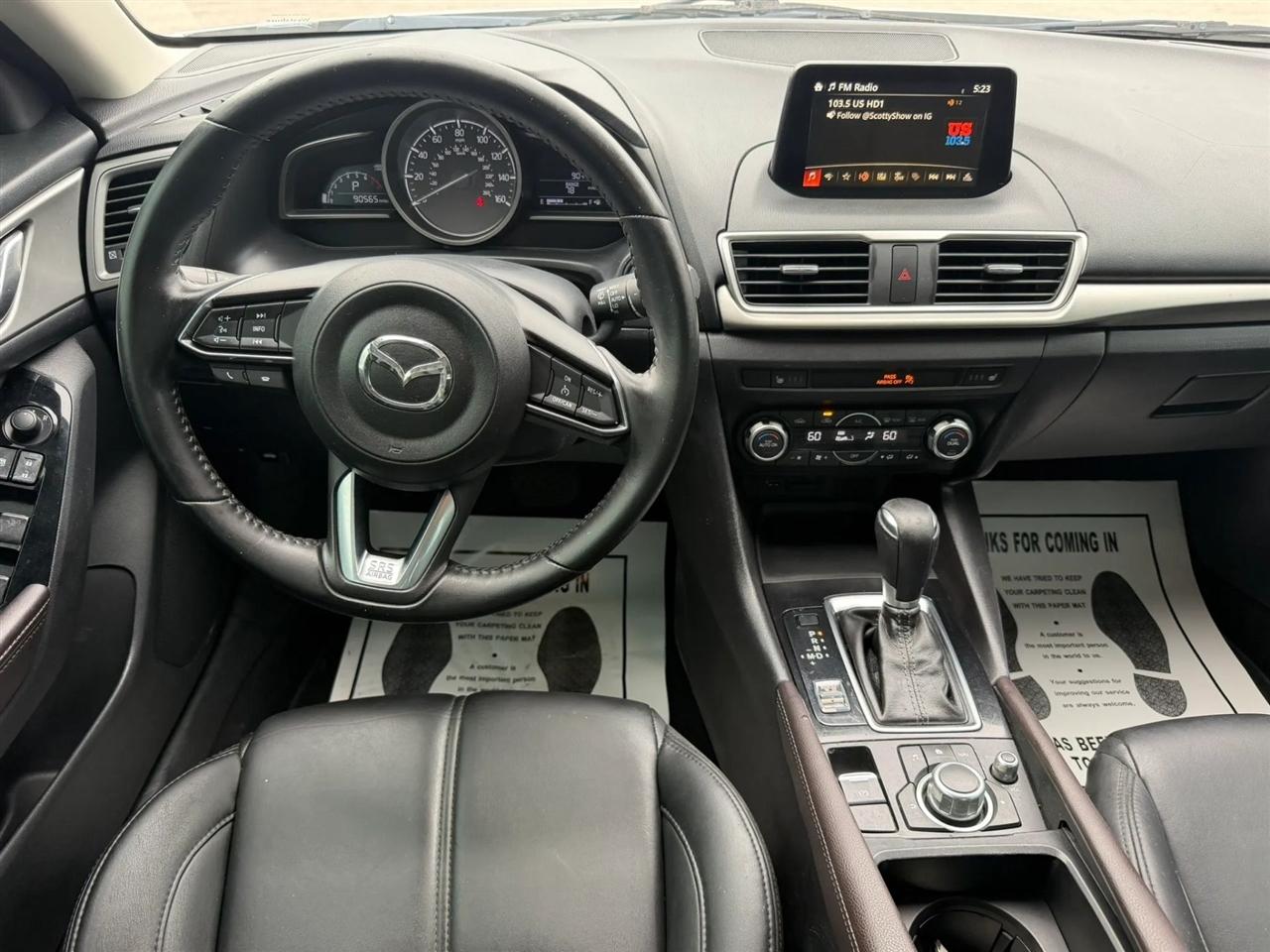 Mazda MAZDA3 s Touring AT 4-Door 2018