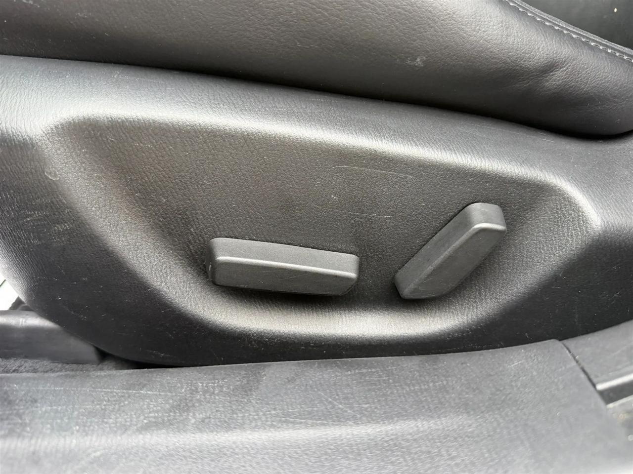 Mazda MAZDA3 s Touring AT 4-Door 2018