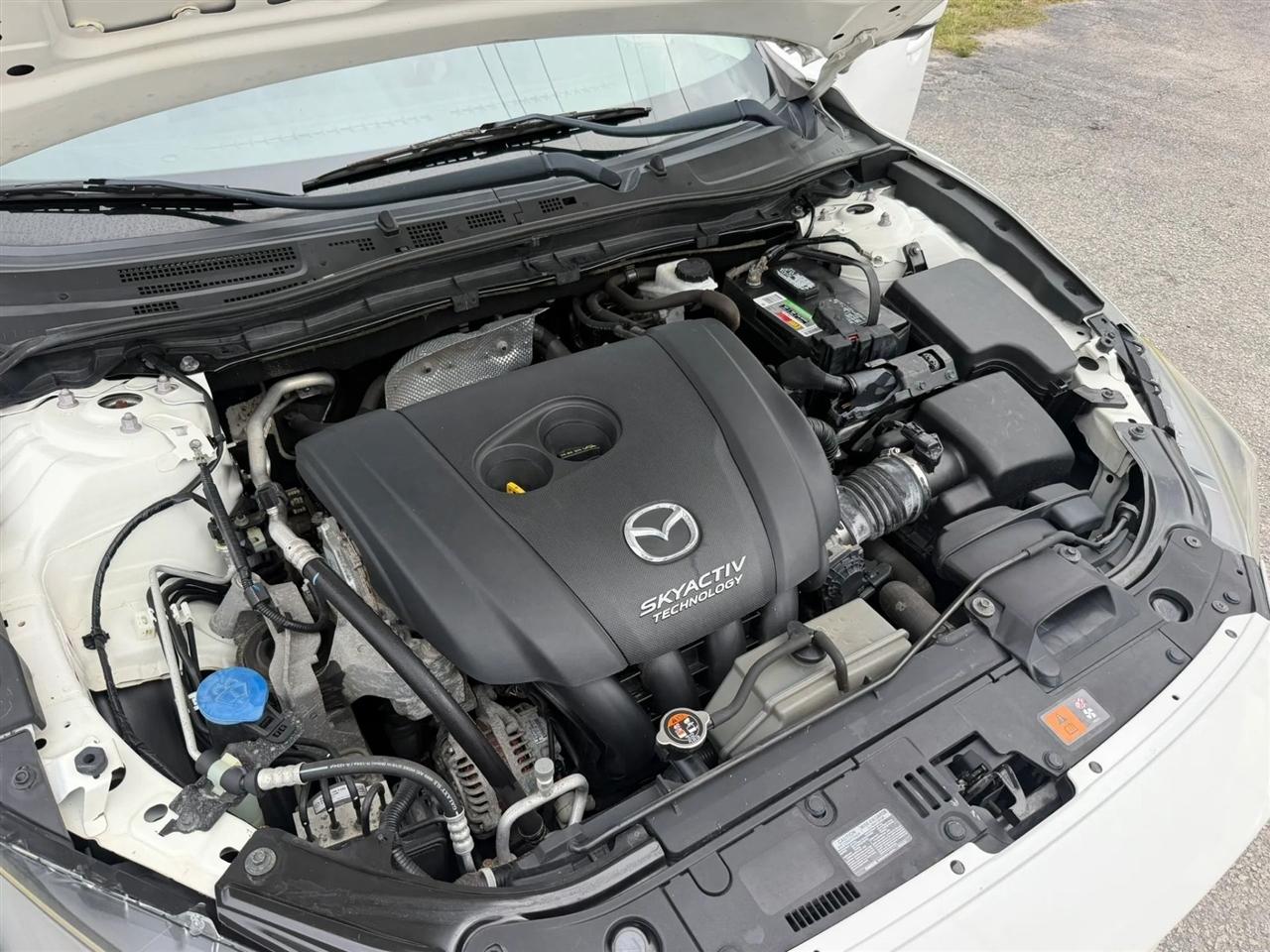 Mazda MAZDA3 s Touring AT 4-Door 2018