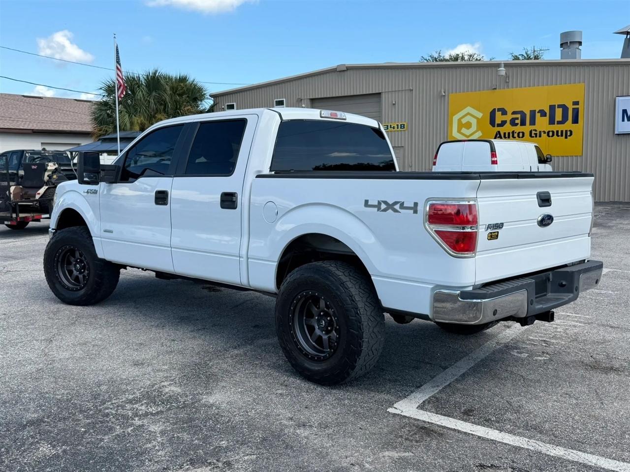 Ford F-150 XLT SuperCrew 5.5-ft. Bed 4WD 2014