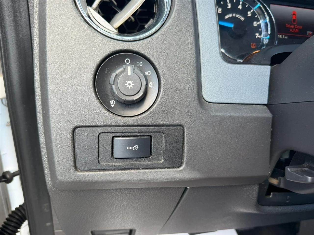 Ford F-150 XLT SuperCrew 5.5-ft. Bed 4WD 2014
