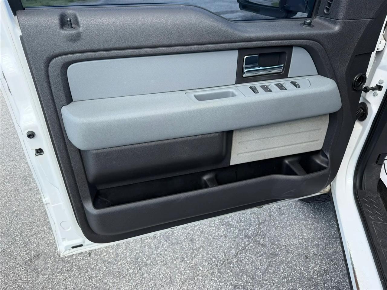 Ford F-150 XLT SuperCrew 5.5-ft. Bed 4WD 2014