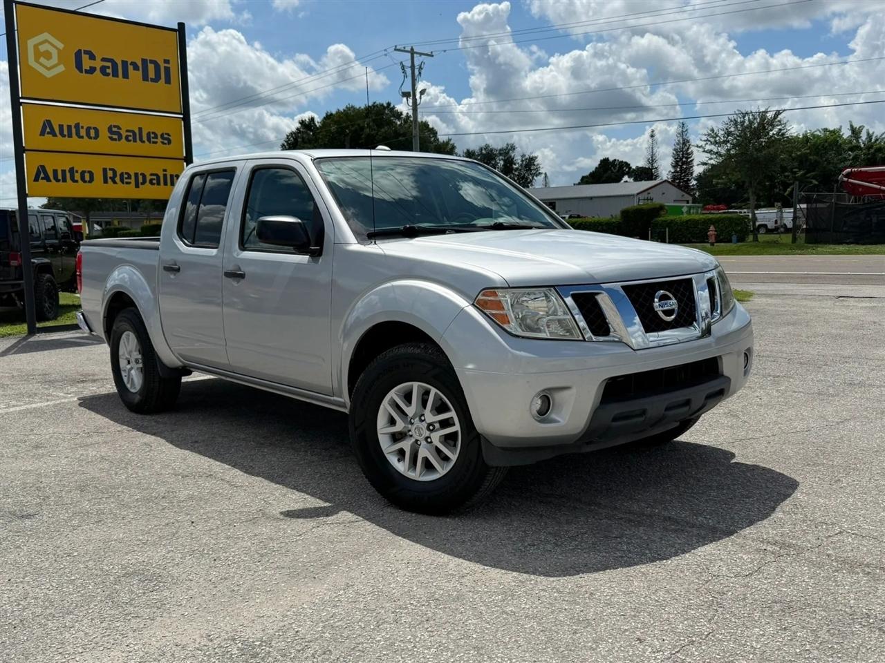 Nissan Frontier S Crew Cab 5AT 2WD 2017