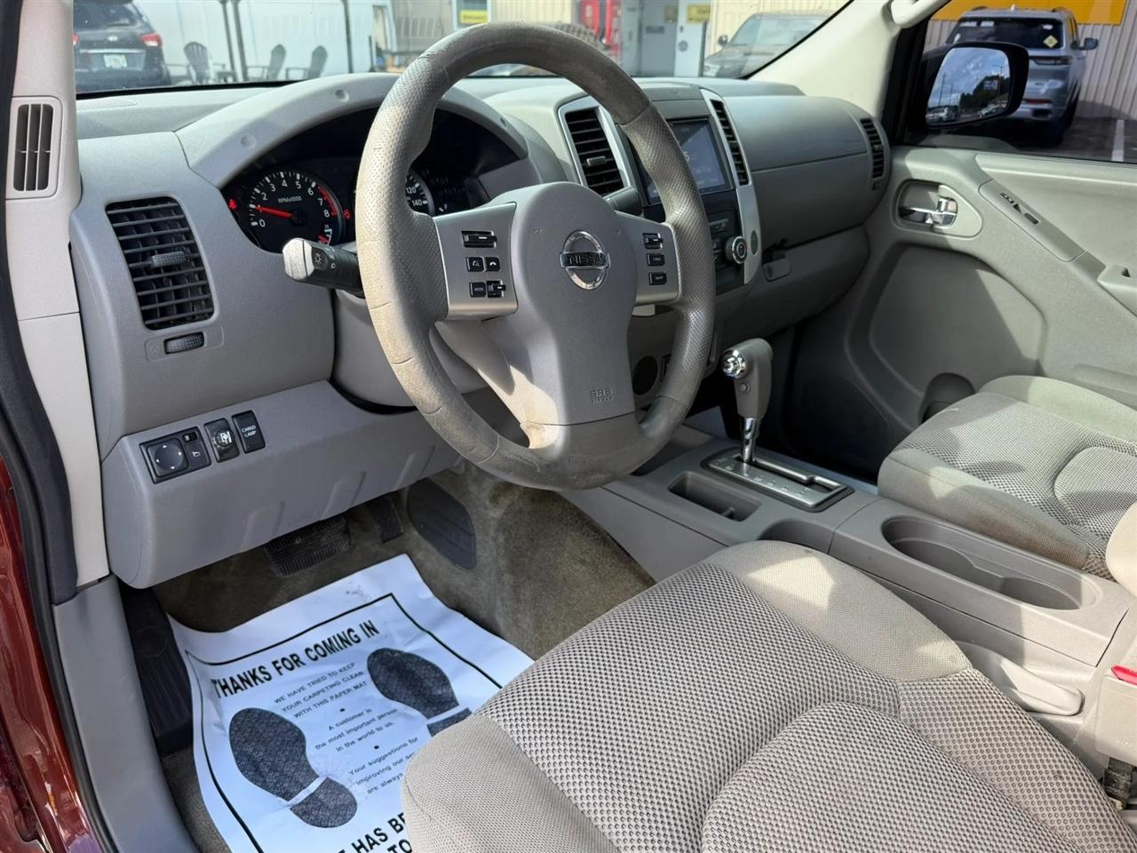 Nissan Frontier S Crew Cab 5AT 2WD 2017