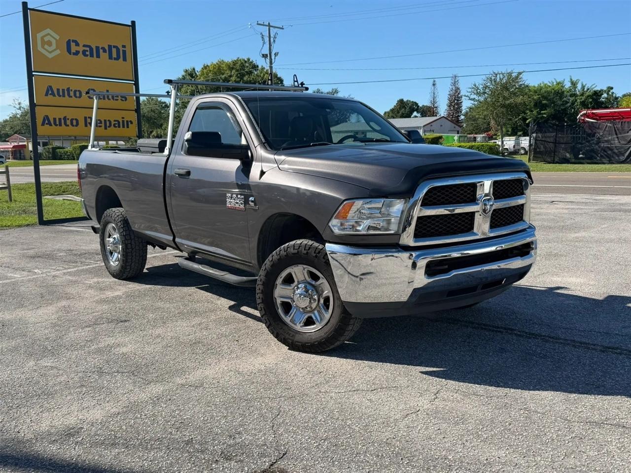RAM 3500 Tradesman Regular Cab 4WD 2017