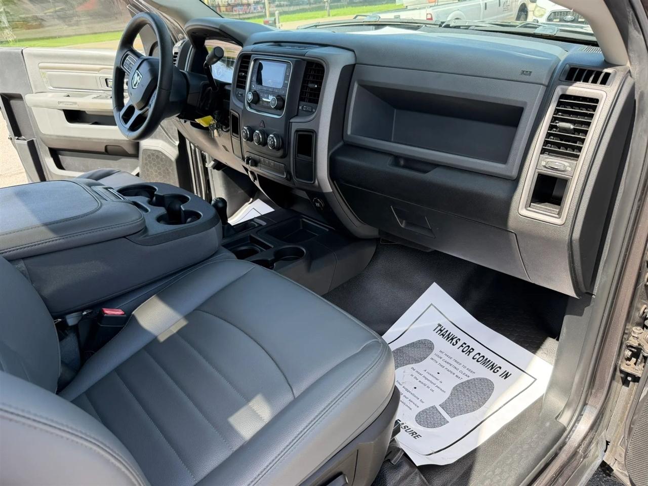 RAM 3500 Tradesman Regular Cab 4WD 2017