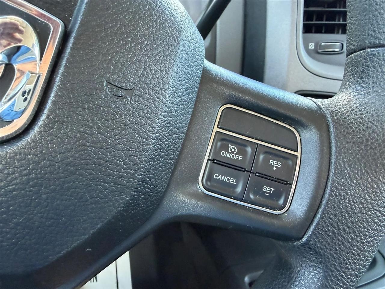 RAM 3500 Tradesman Regular Cab 4WD 2017