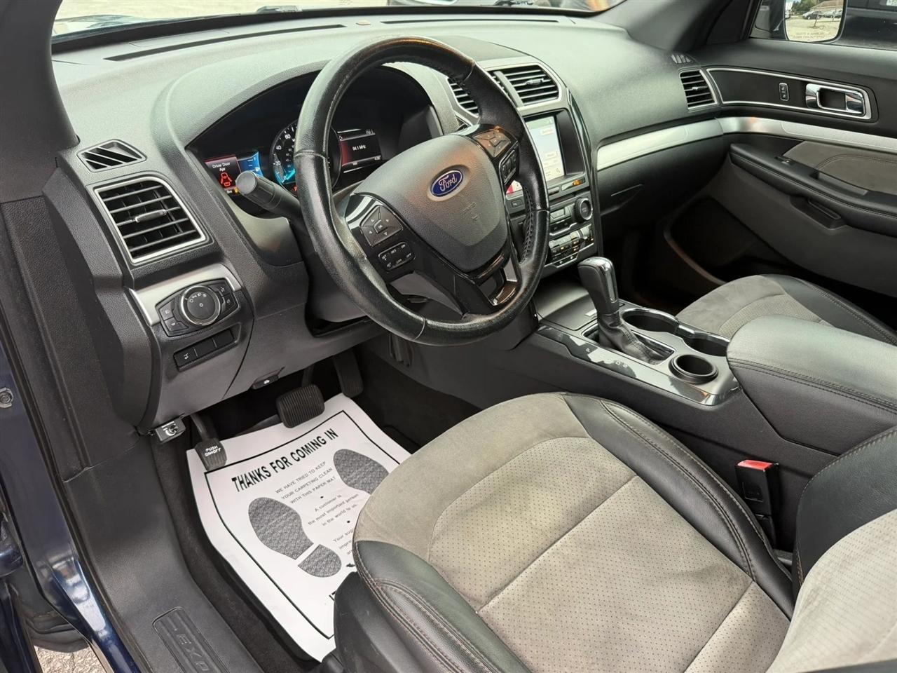 Ford Explorer XLT FWD 2017