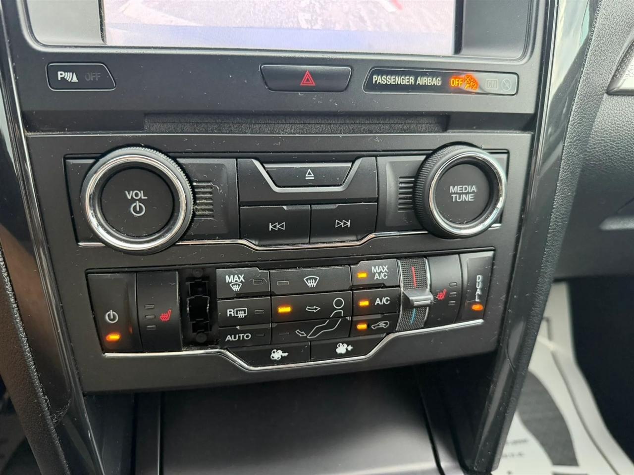 Ford Explorer XLT FWD 2017