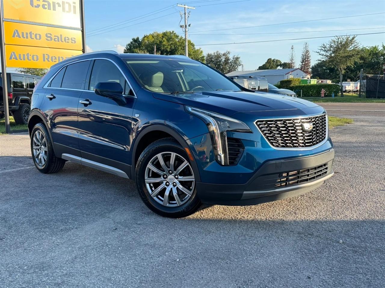 2019 Cadillac XT4 Premium Luxury