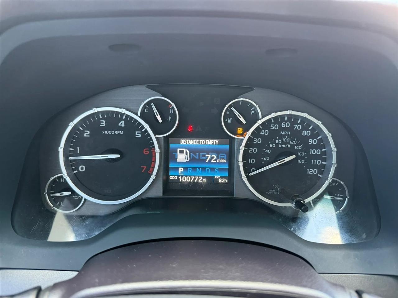 Toyota Tundra SR5 5.7L V8 FFV CrewMax 2WD 2017