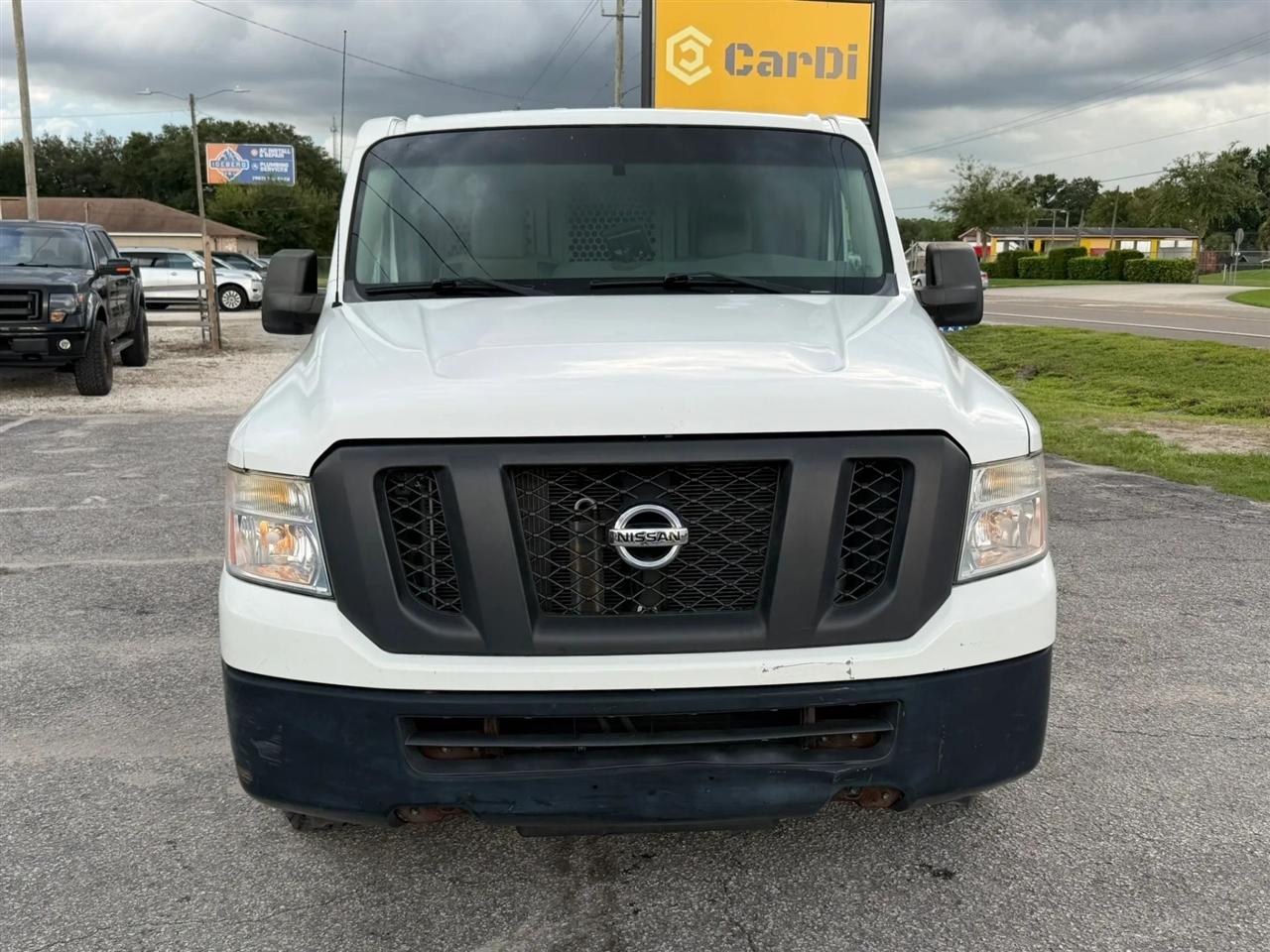 Nissan NV Cargo 1500 SV 2015