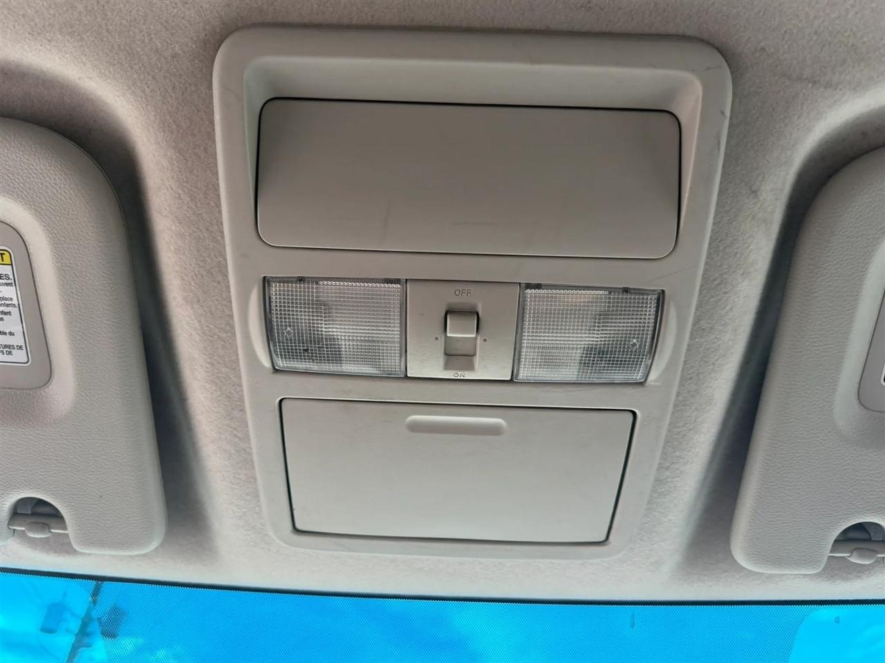 Nissan NV Cargo 1500 SV 2015