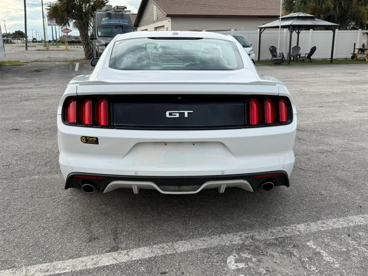 Ford Mustang GT Premium Coupe 2016
