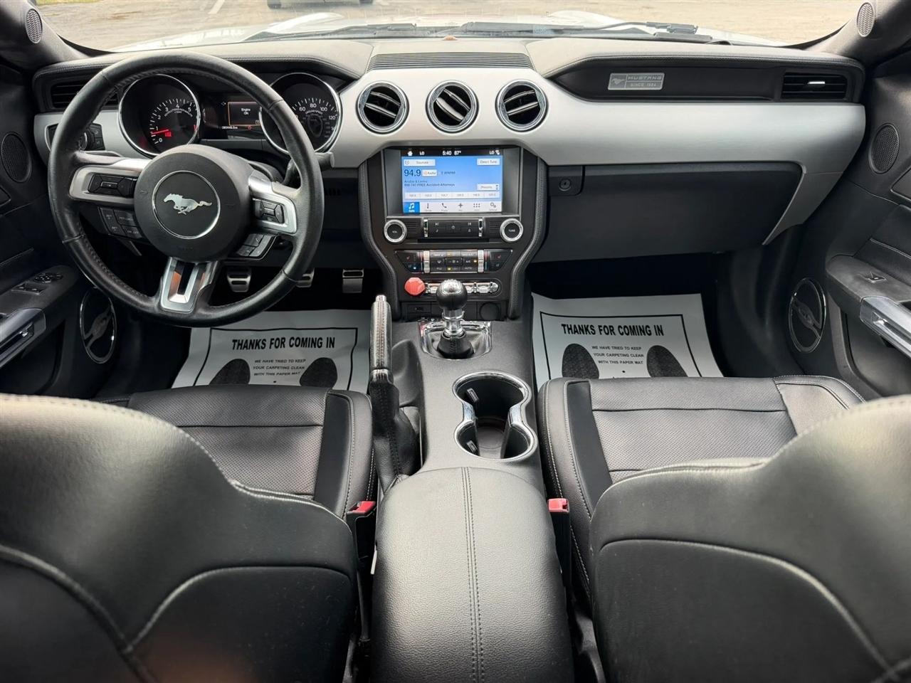 Ford Mustang GT Premium Coupe 2016