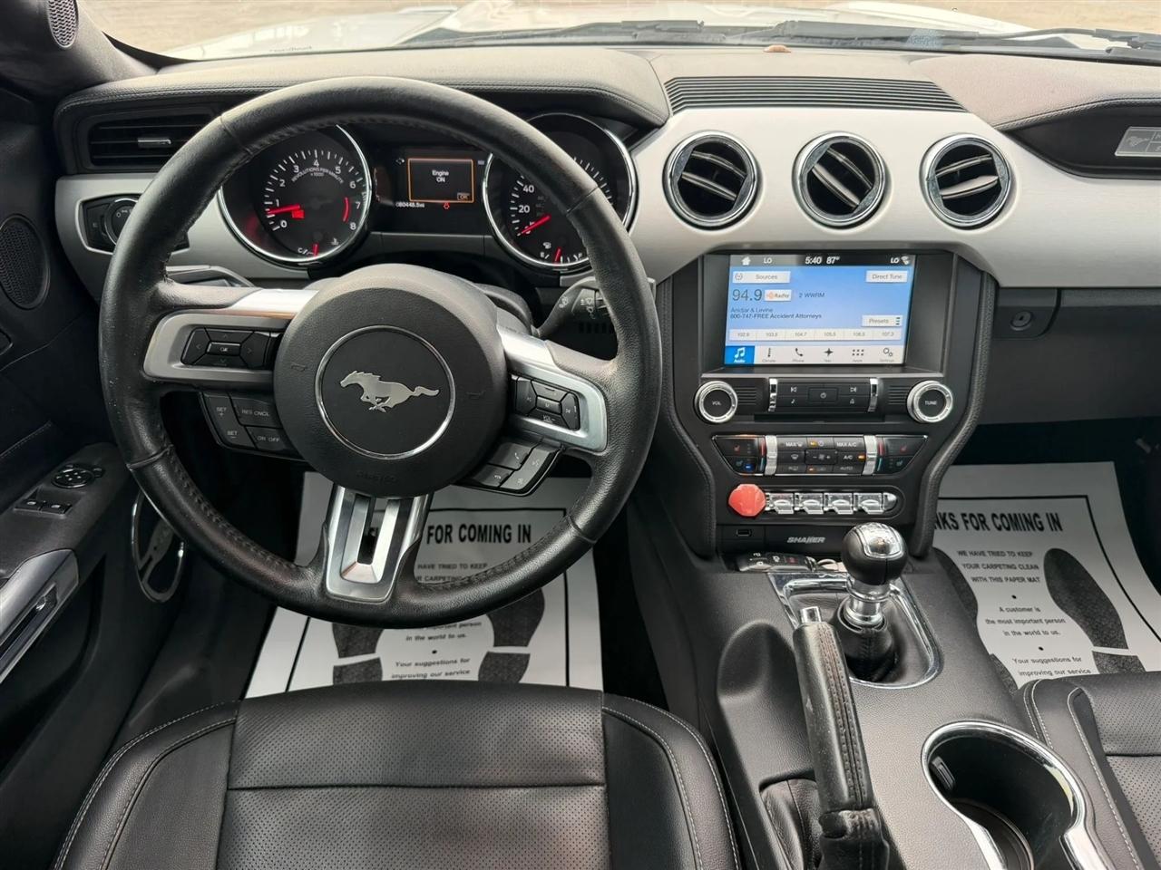Ford Mustang GT Premium Coupe 2016