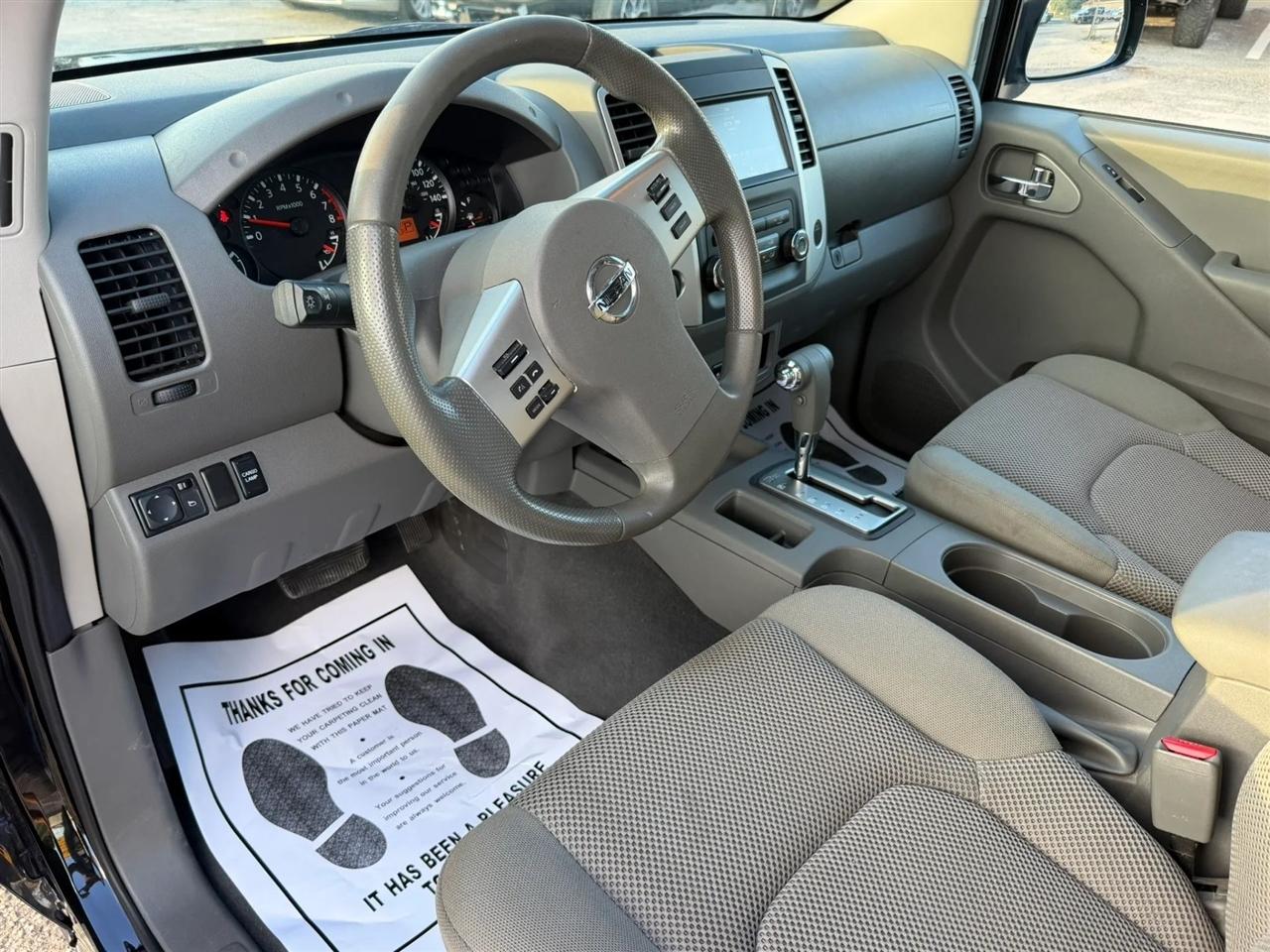 Nissan Frontier S Crew Cab 5AT 2WD 2019