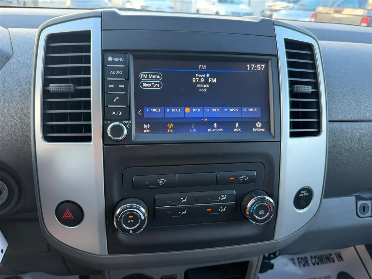 Nissan Frontier S Crew Cab 5AT 2WD 2019