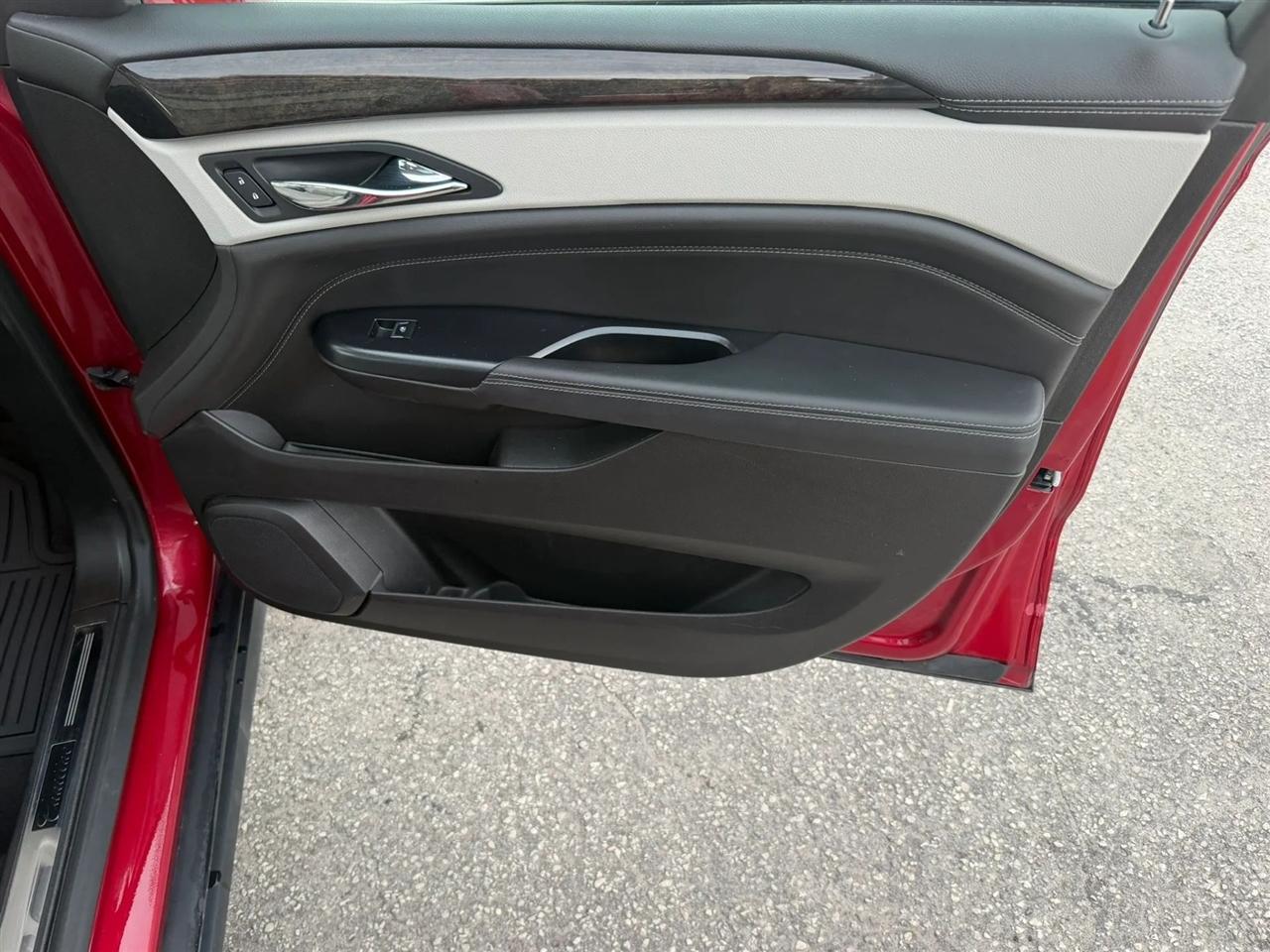 Cadillac SRX Performance Collection AWD 2015