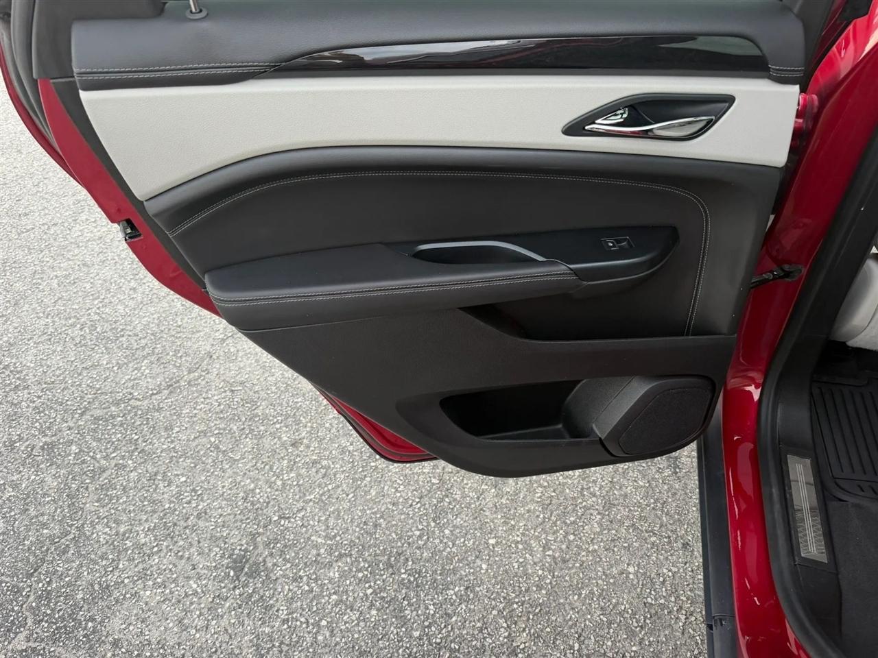 Cadillac SRX Performance Collection AWD 2015