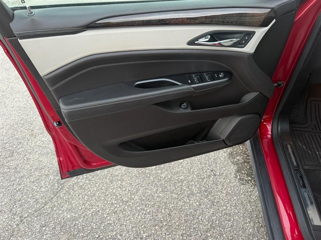 Cadillac SRX Performance Collection AWD 2015