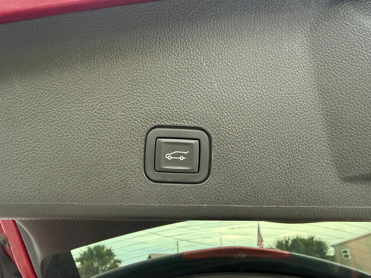 Cadillac SRX Performance Collection AWD 2015