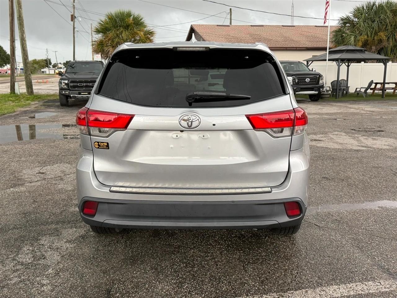 Toyota Highlander XLE FWD V6 2019