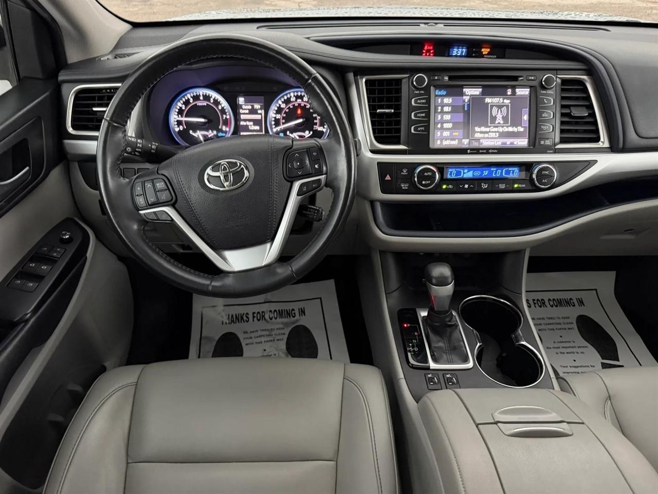 Toyota Highlander XLE FWD V6 2019