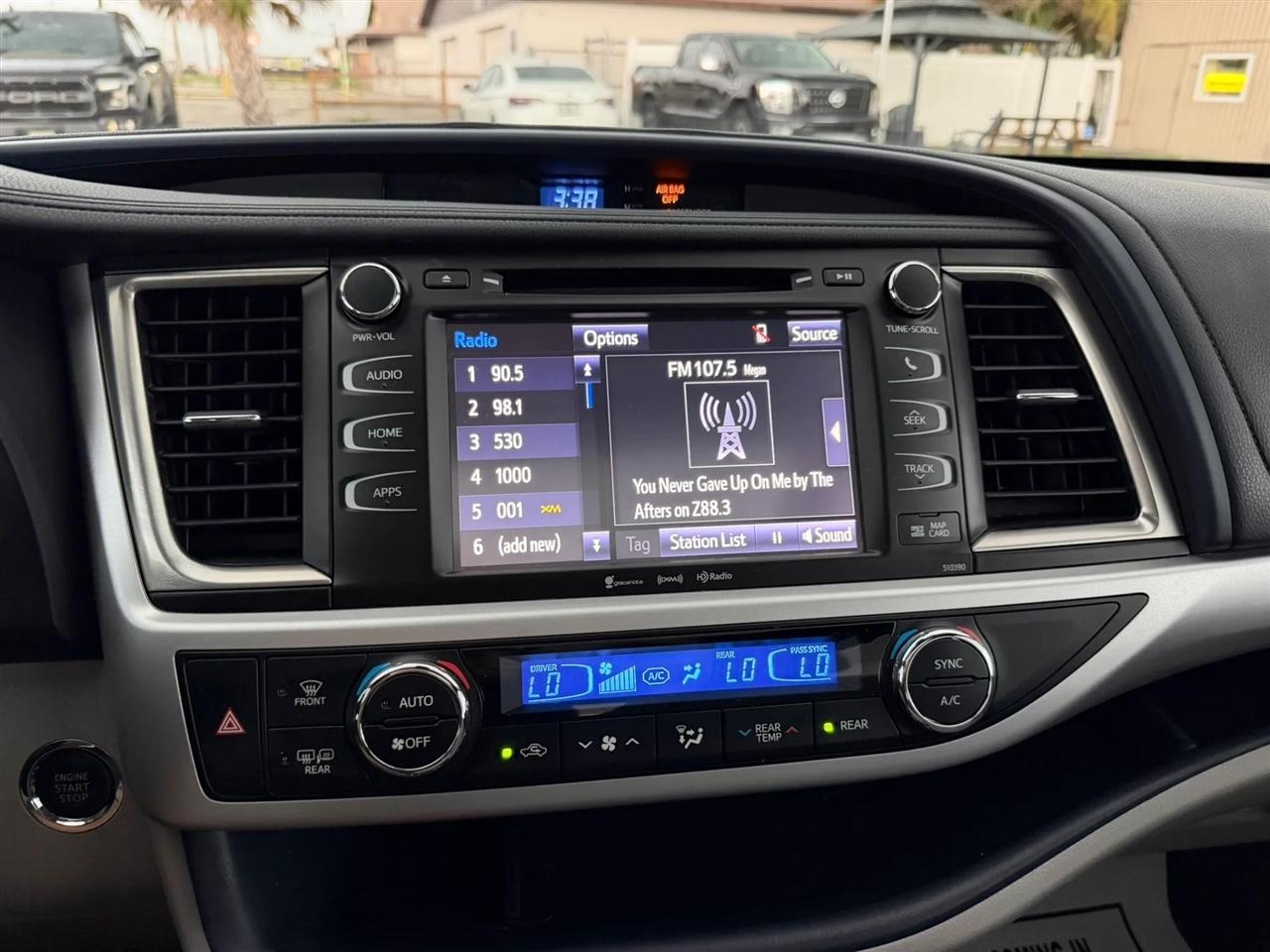 Toyota Highlander XLE FWD V6 2019