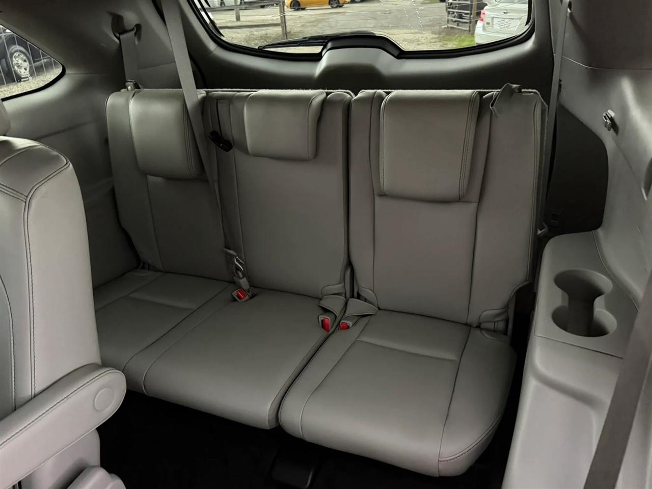 Toyota Highlander XLE FWD V6 2019