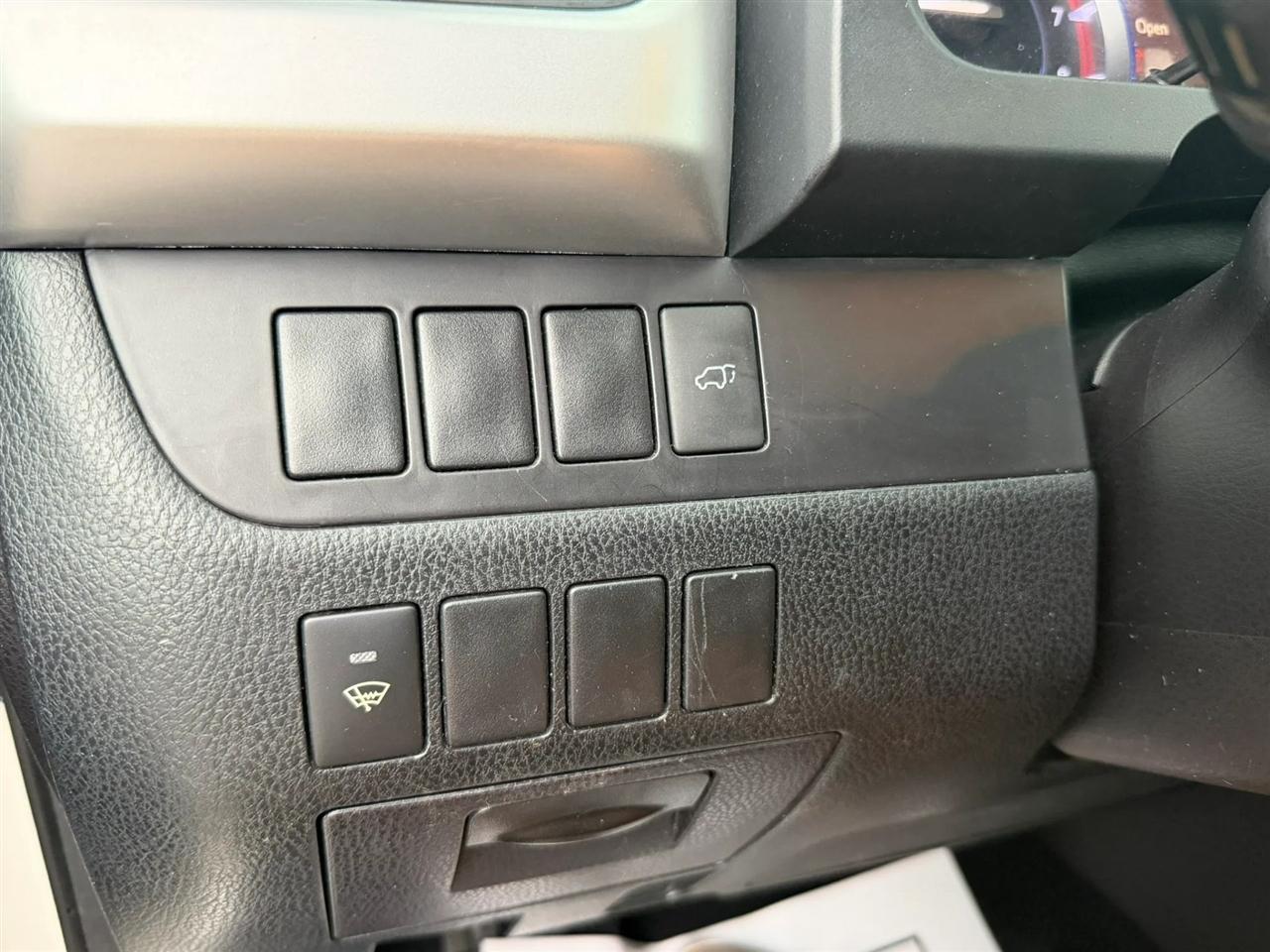 Toyota Highlander XLE FWD V6 2016