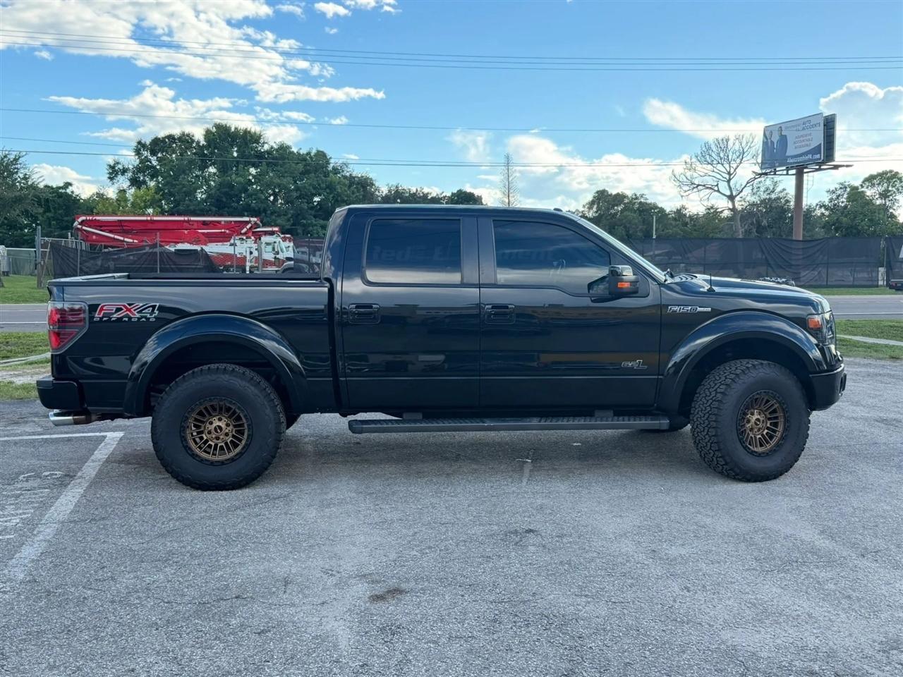 Ford F-150 FX4 SuperCrew 5.5-ft. Bed 4WD 2013