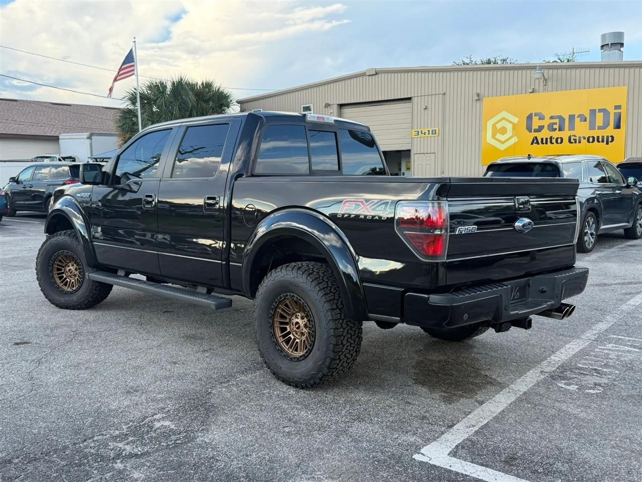 Ford F-150 FX4 SuperCrew 5.5-ft. Bed 4WD 2013