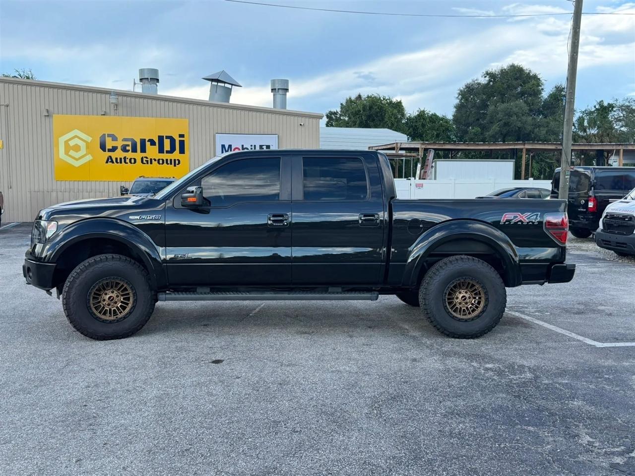 Ford F-150 FX4 SuperCrew 5.5-ft. Bed 4WD 2013